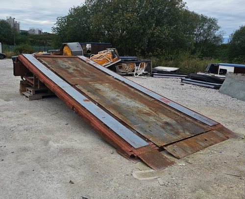 Container ramp heavy - container, duty